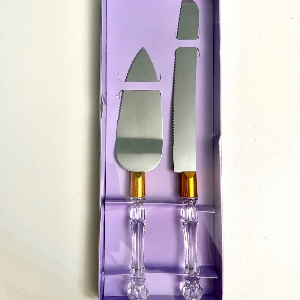 Brand New Wedding Cake Serving Set